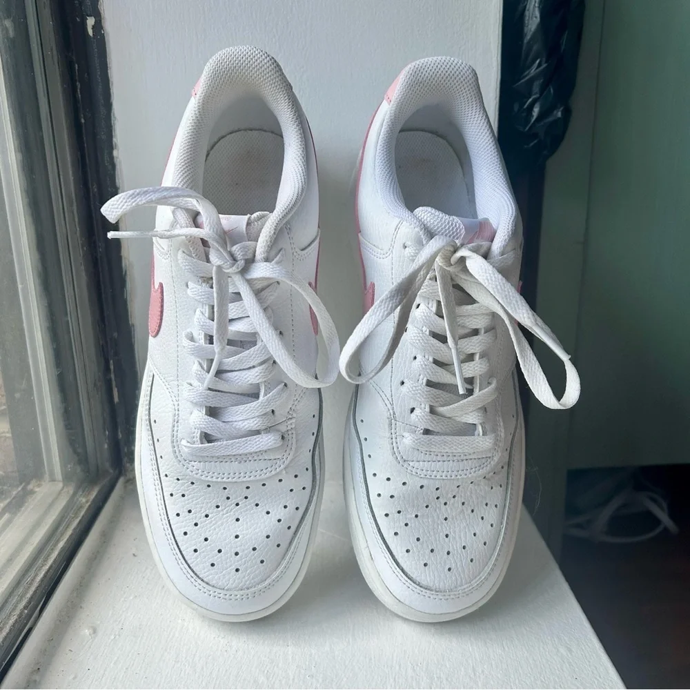 Nike Court Vision Low Next Nature Women's Size 10 White Pink Sneakers Basketball